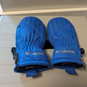 Columbia Blue Winter Mittens, Infant One Size.